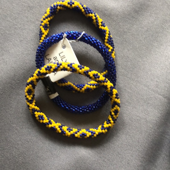 Lily and Laura glass bead bracelet’s. 32 of some of their favorites! - Picture 10 of 12